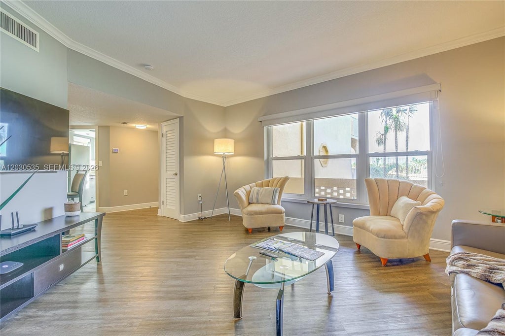 Photo of 341 N Birch Rd #315, Fort Lauderdale, FL 33304 (MLS # A12030535)