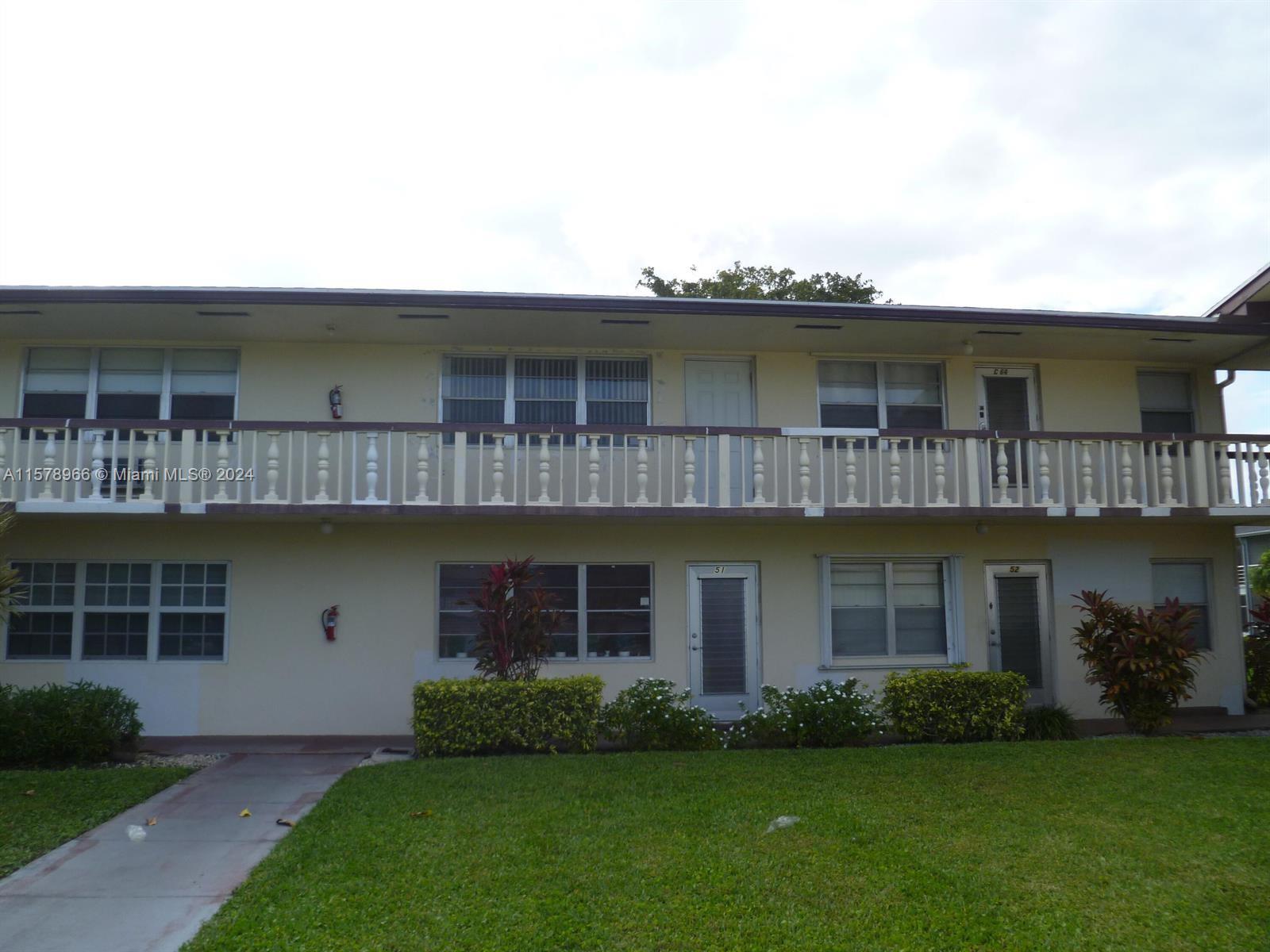 Rental Property at 63 Waltham C 63, West Palm Beach, Palm Beach County, Florida - Bedrooms: 1 
Bathrooms: 2  - $1,550 MO.