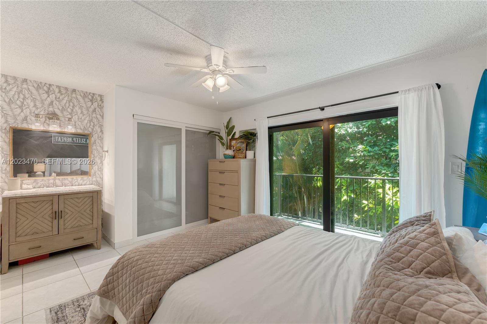 GROVE PARADISE CONDO - Residential