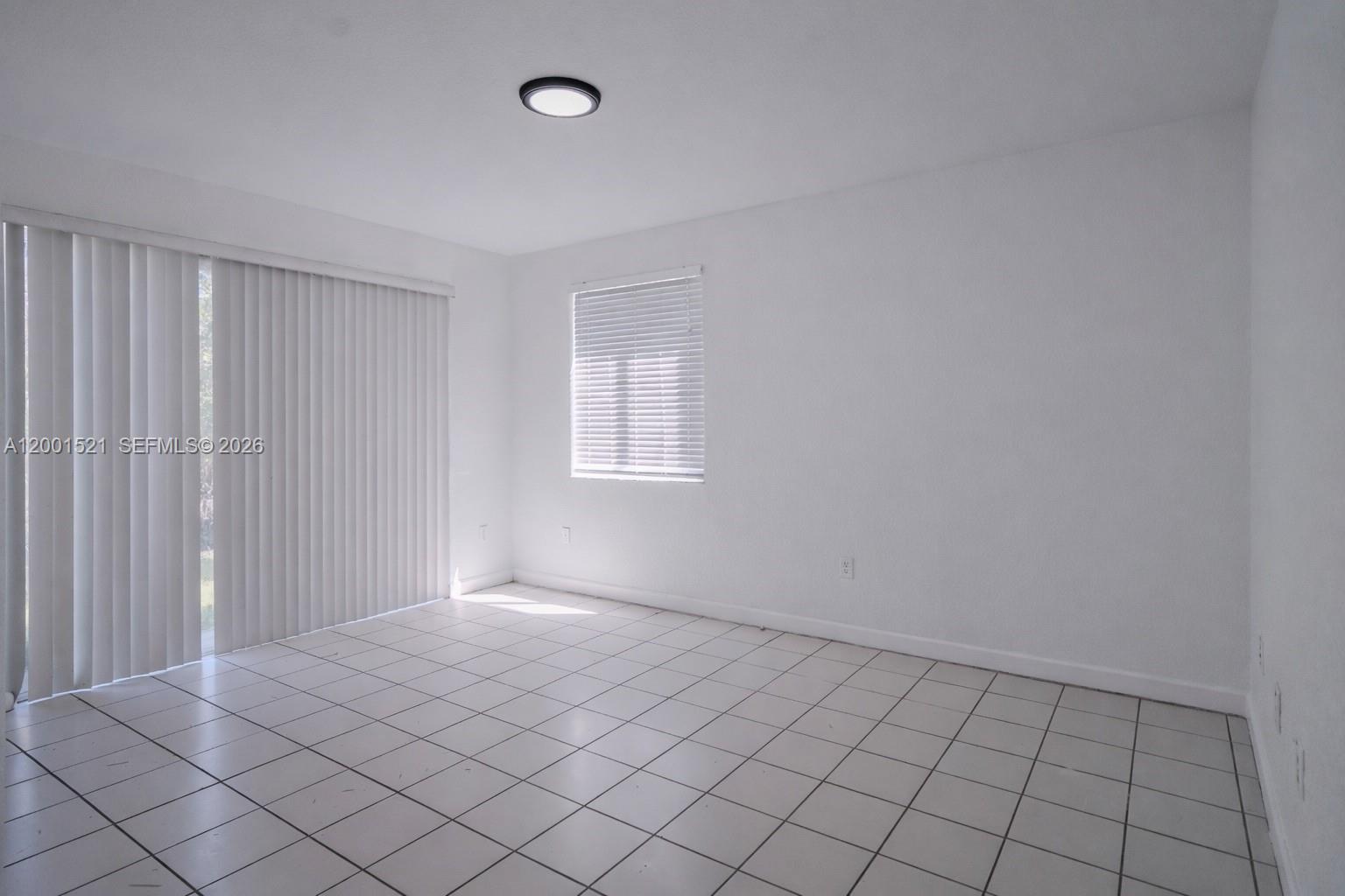 SHOMA TOWNHOMES AT KEYSCO - Residential Lease