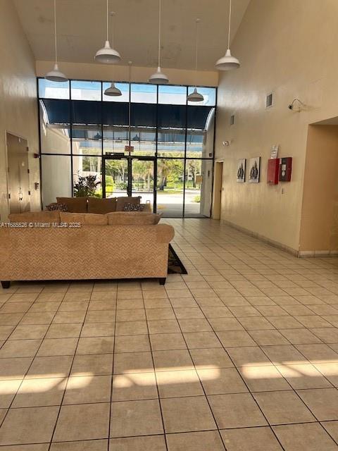 LAKES OF NEWPORT II - Residential Lease