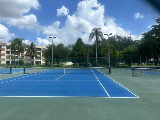 LAKES OF NEWPORT II - Residential Lease