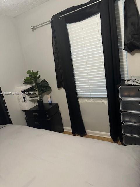 LAKES OF NEWPORT II - Residential Lease