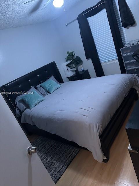 LAKES OF NEWPORT II - Residential Lease