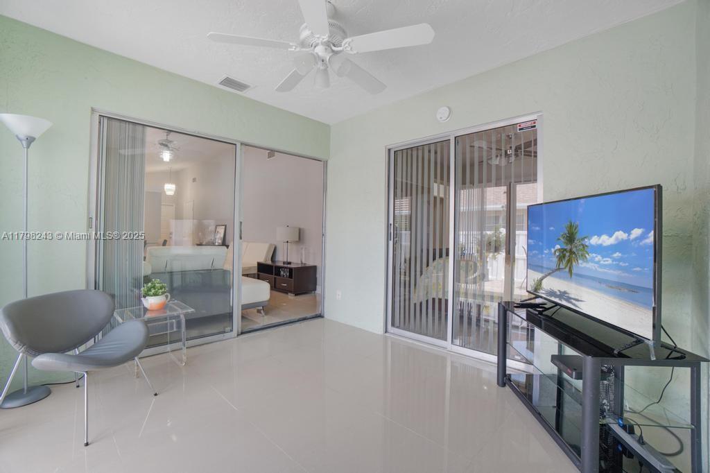 WHISPER WALK SEC C CONDO - Residential