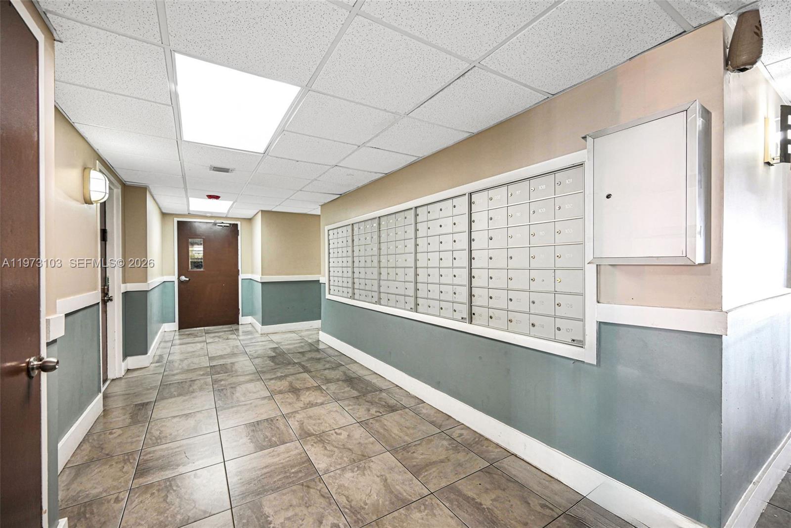 ELLINGTON AT COUNTY LINE - Residential