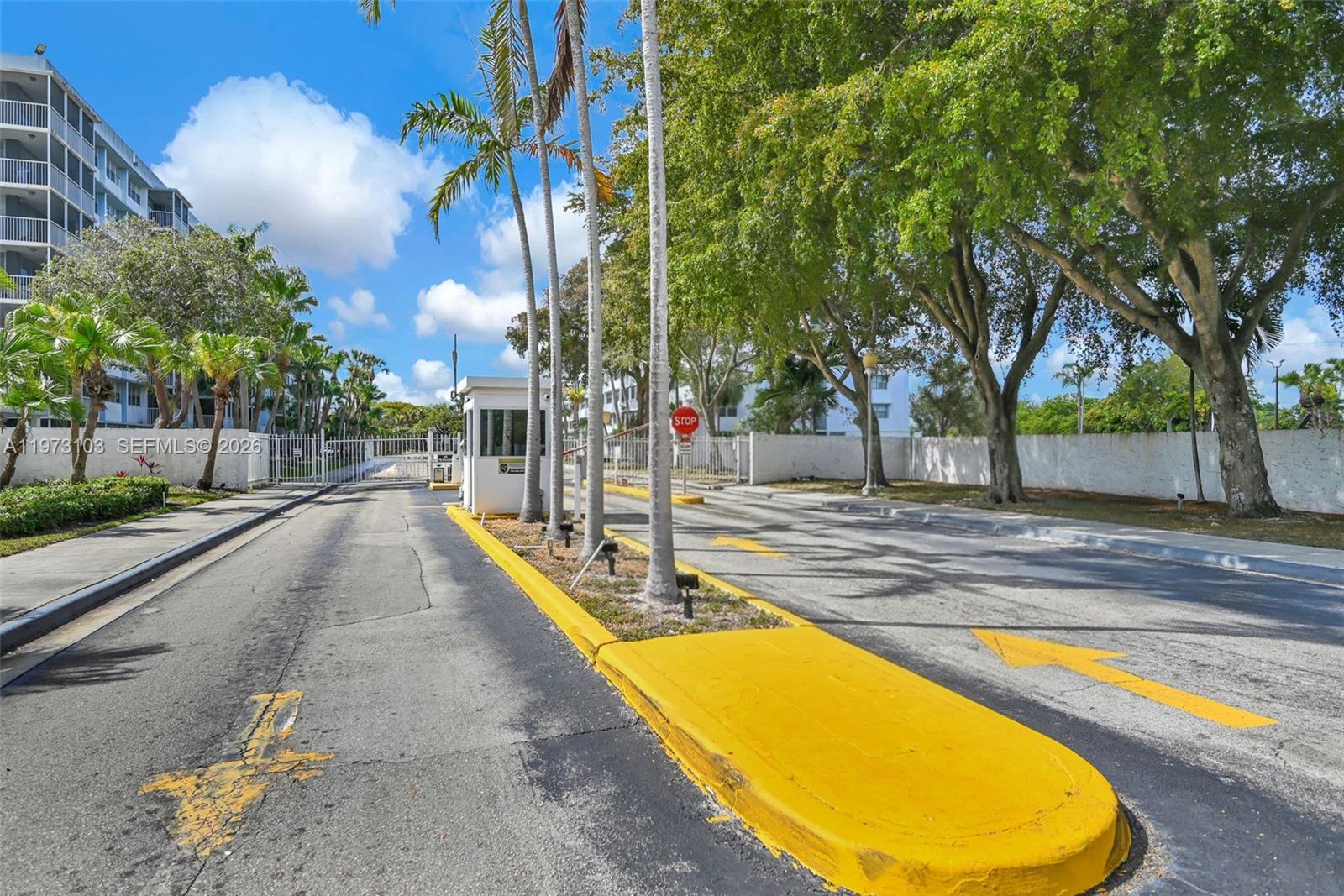 ELLINGTON AT COUNTY LINE - Residential