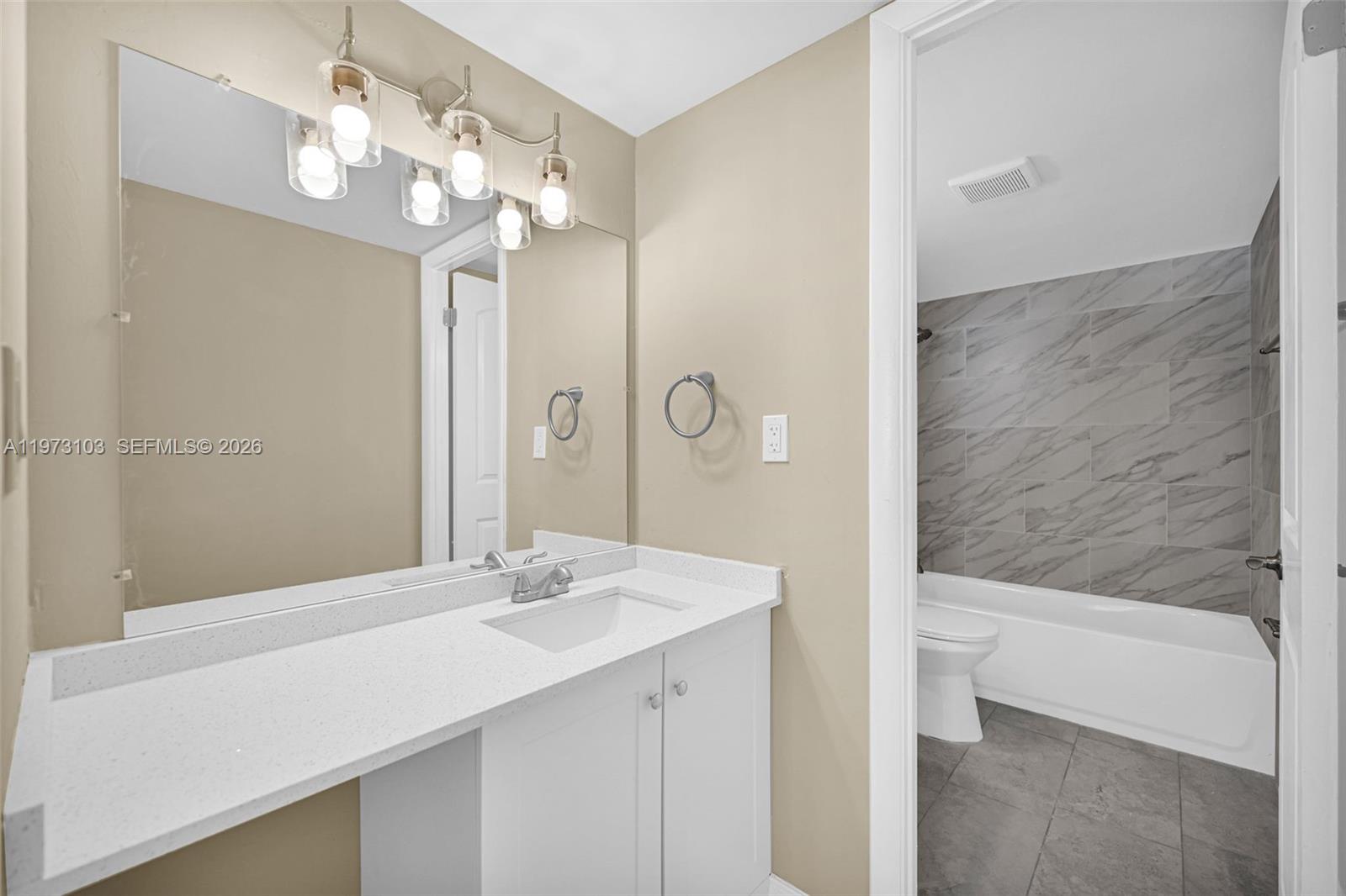 ELLINGTON AT COUNTY LINE - Residential