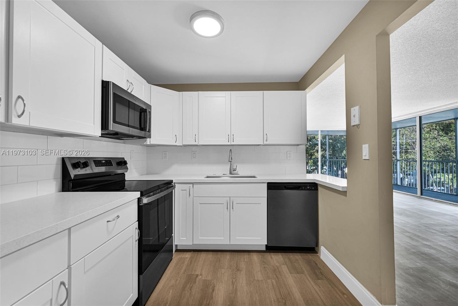 ELLINGTON AT COUNTY LINE - Residential