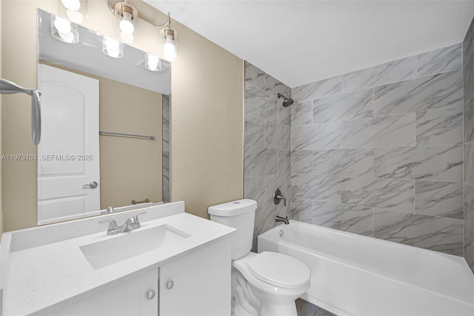 ELLINGTON AT COUNTY LINE - Residential