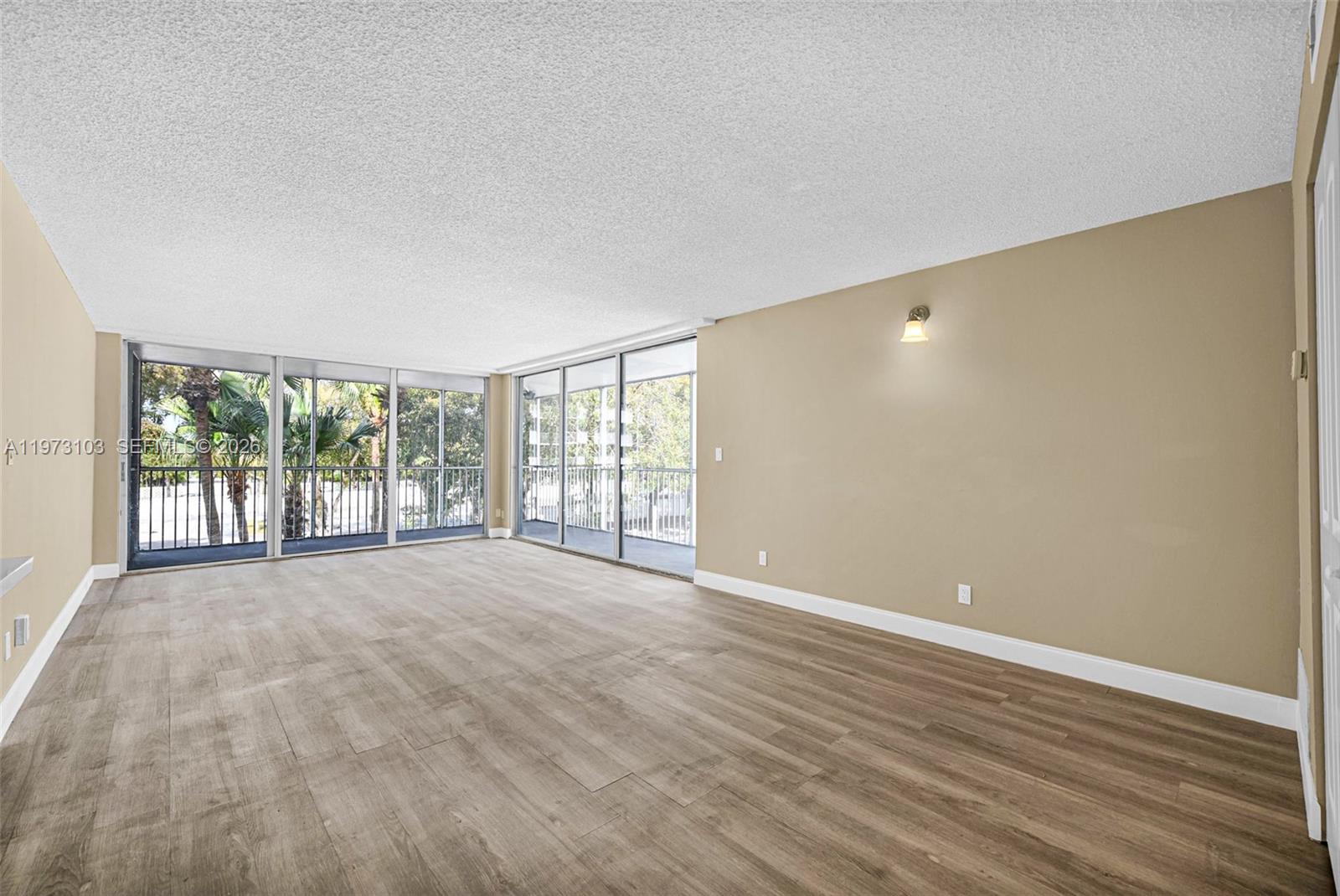 ELLINGTON AT COUNTY LINE - Residential