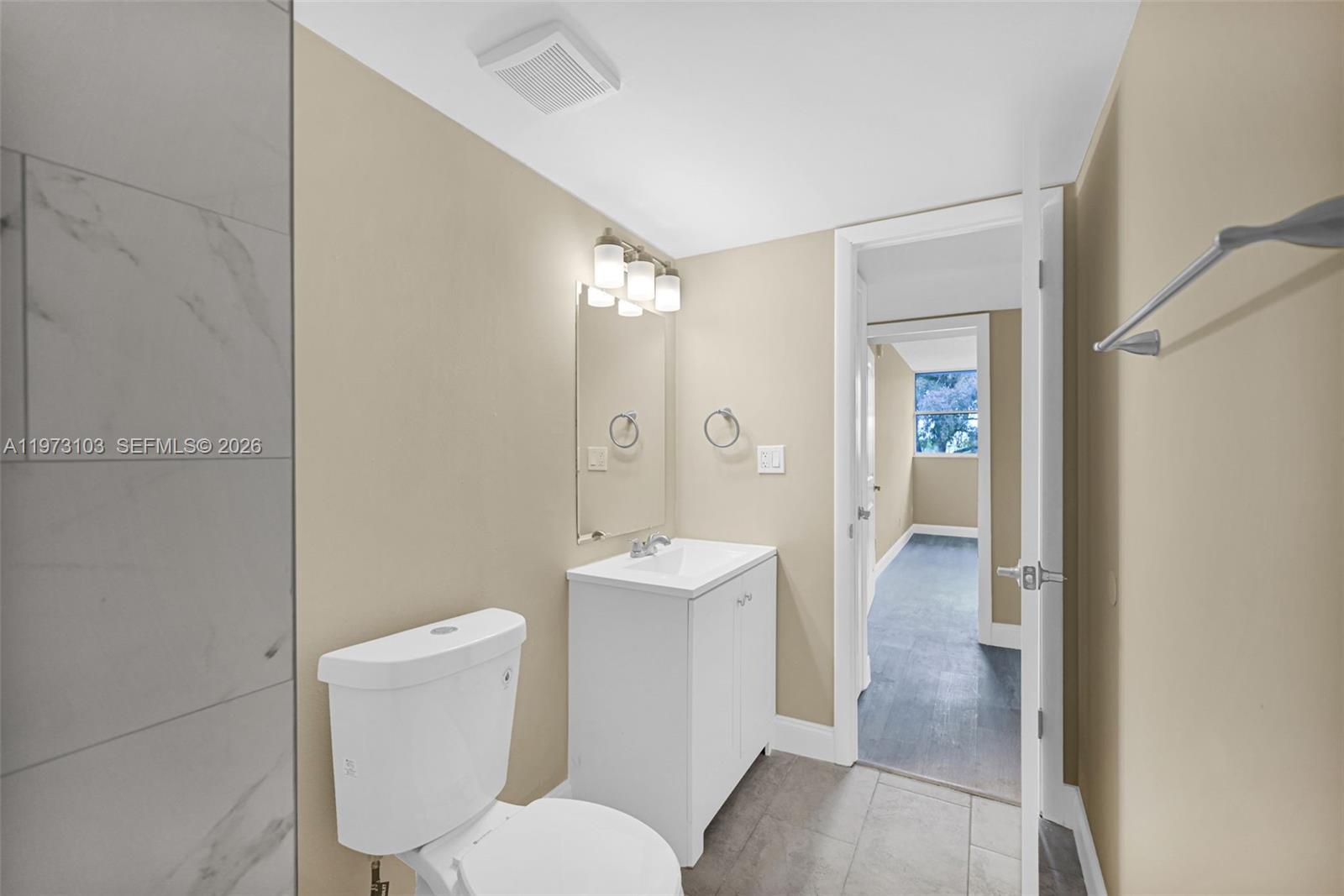 ELLINGTON AT COUNTY LINE - Residential