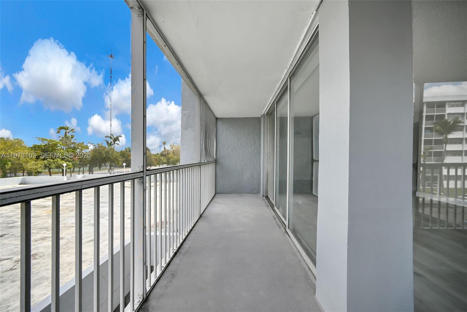 ELLINGTON AT COUNTY LINE - Residential