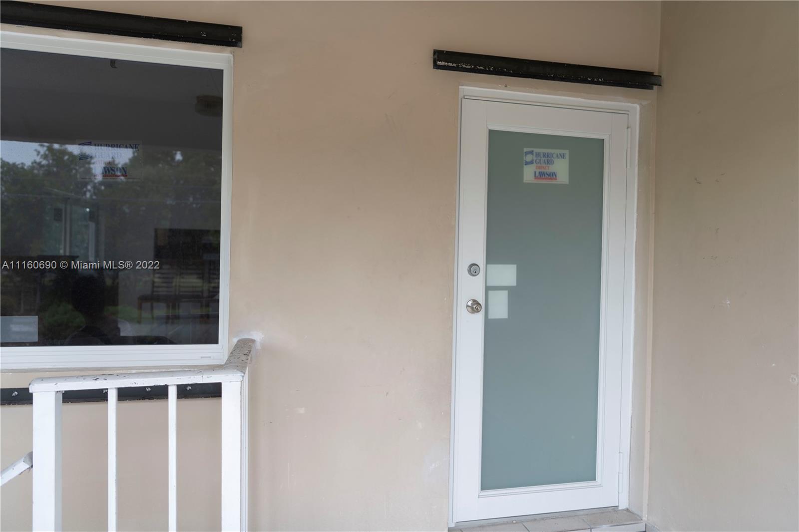 PORT LARGO - Residential Lease