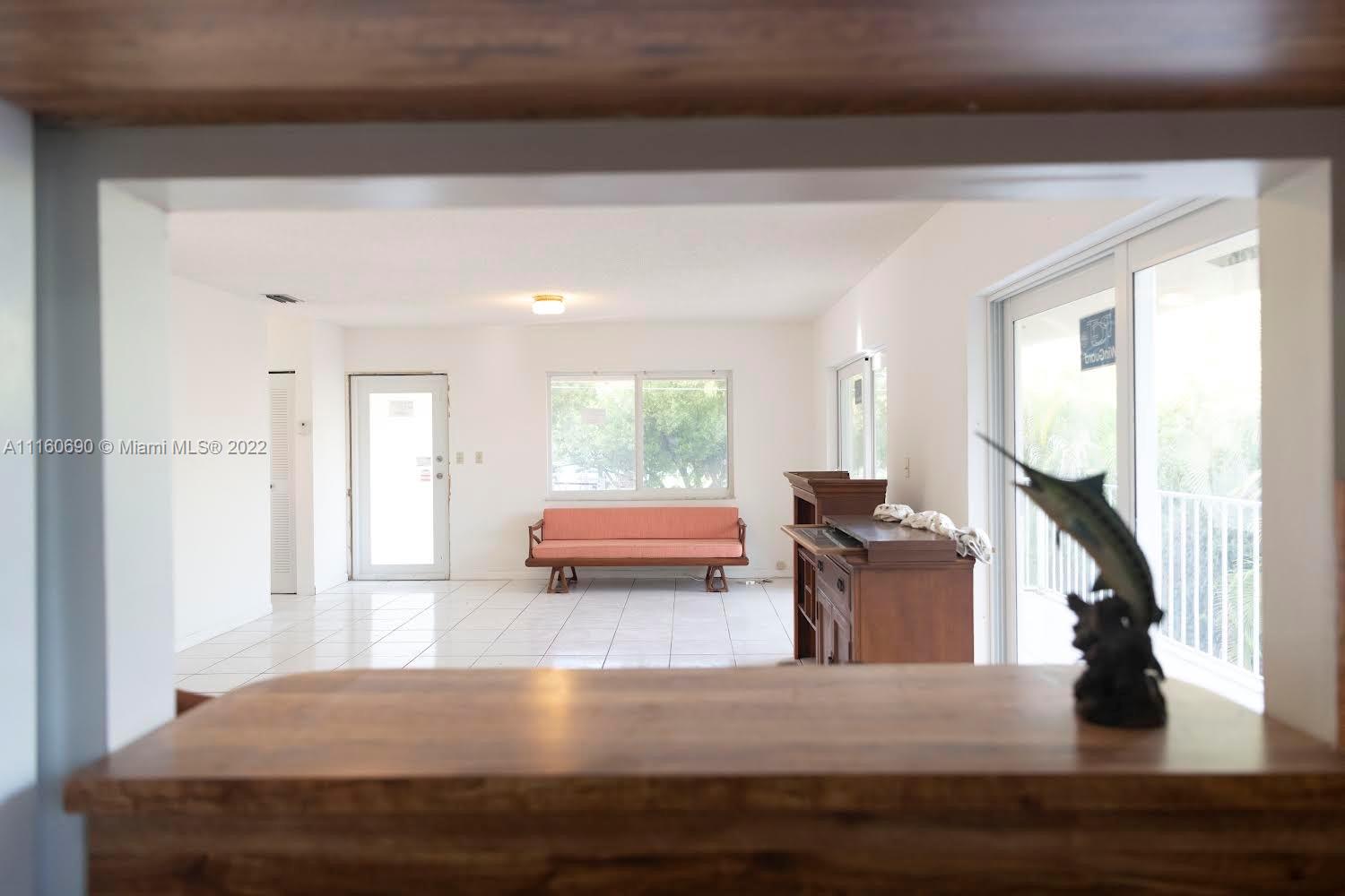 PORT LARGO - Residential Lease