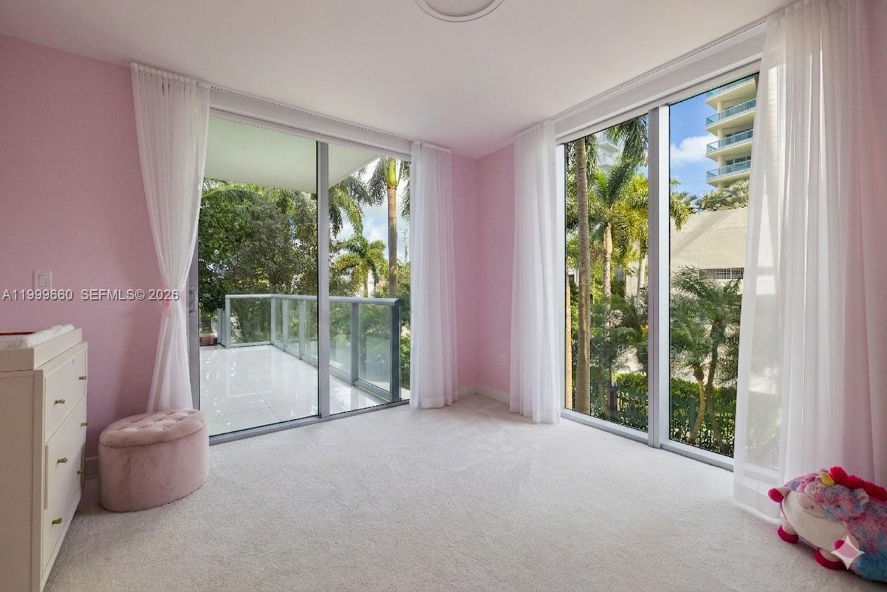 ELOQUENCE ON THE BAY CONDO - Residential