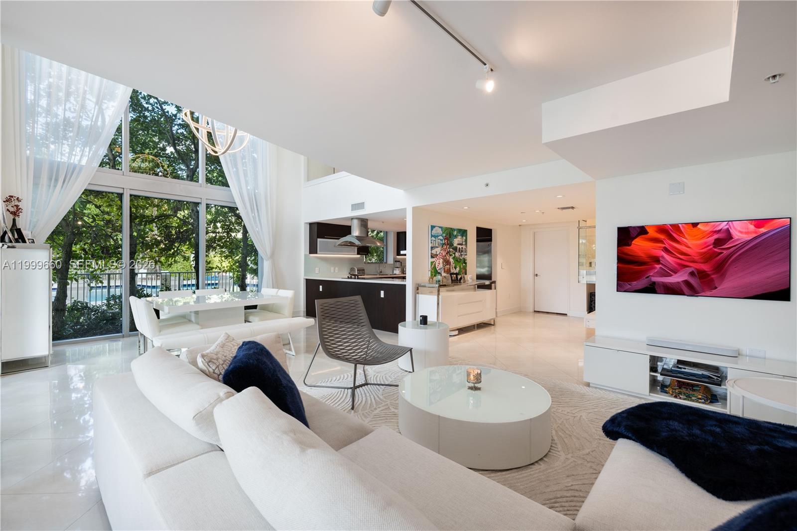 ELOQUENCE ON THE BAY CONDO - Residential