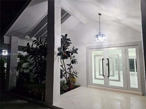 4 Alford ct Palm Beach Gardens FL 33418