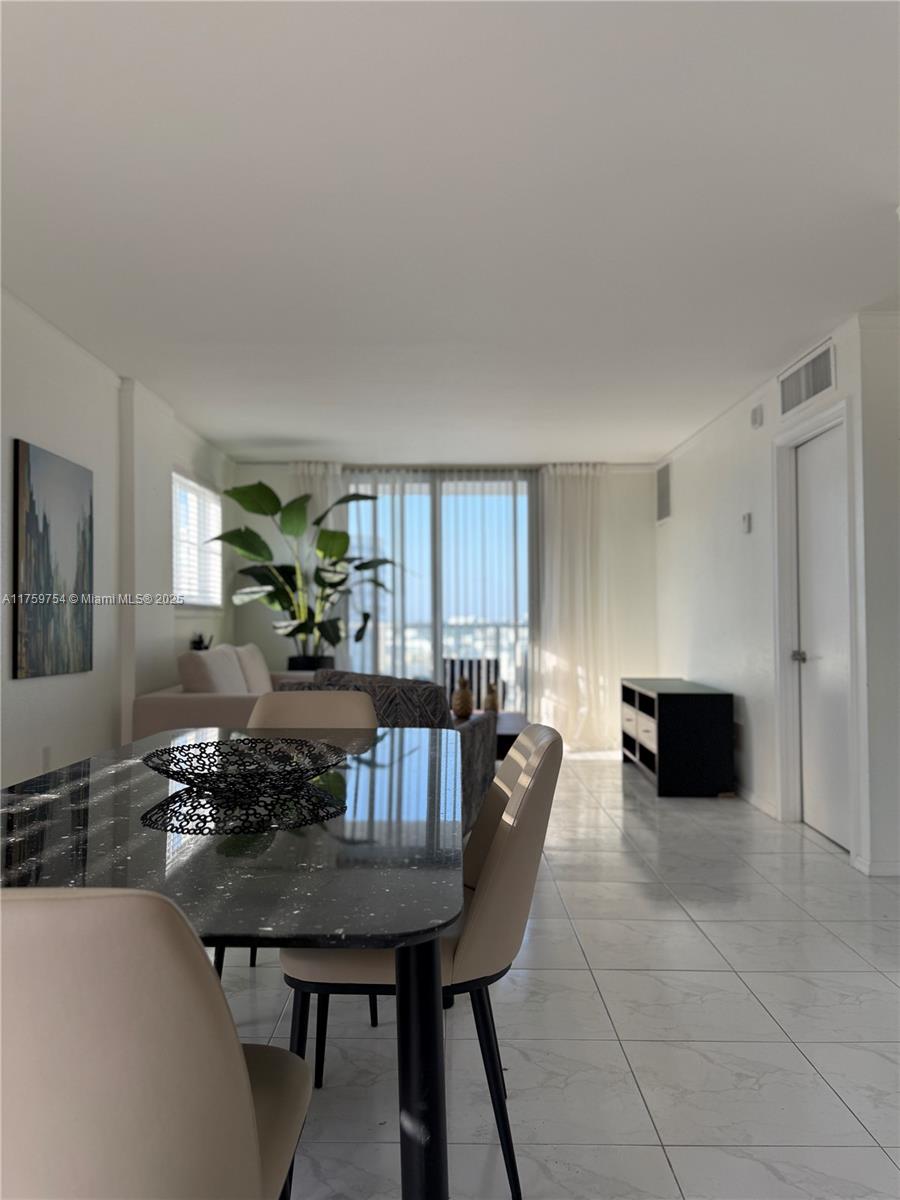 Rental Property at 1750 James Ave 10L, Miami Beach, Miami-Dade County, Florida - Bedrooms: 1 
Bathrooms: 2  - $2,400 MO.