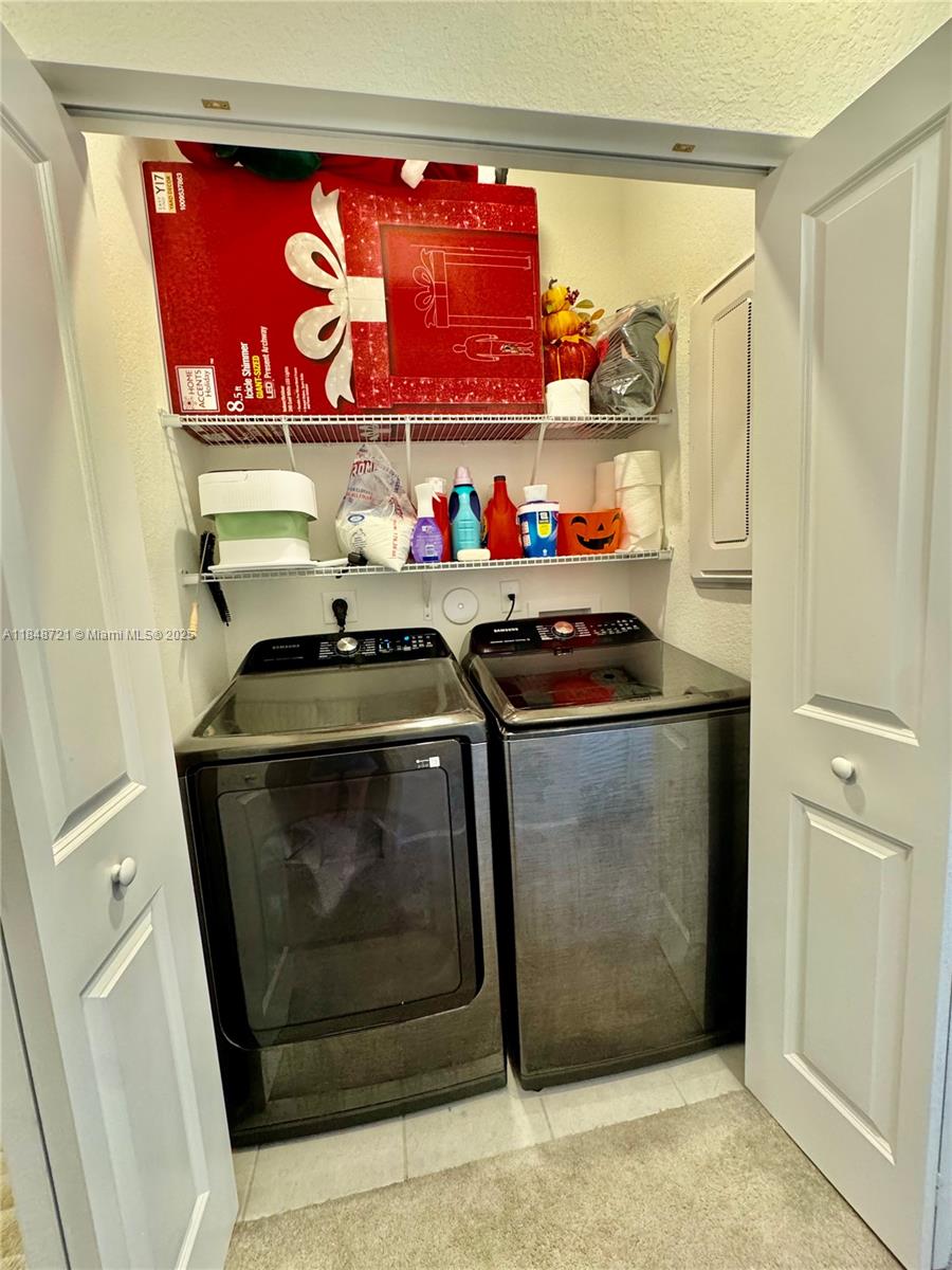 KENDALL ASSEMBLAGE NORTH - Residential