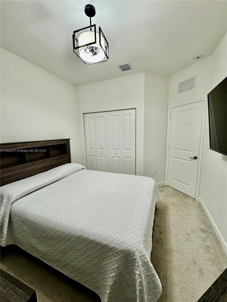 KENDALL ASSEMBLAGE NORTH - Residential