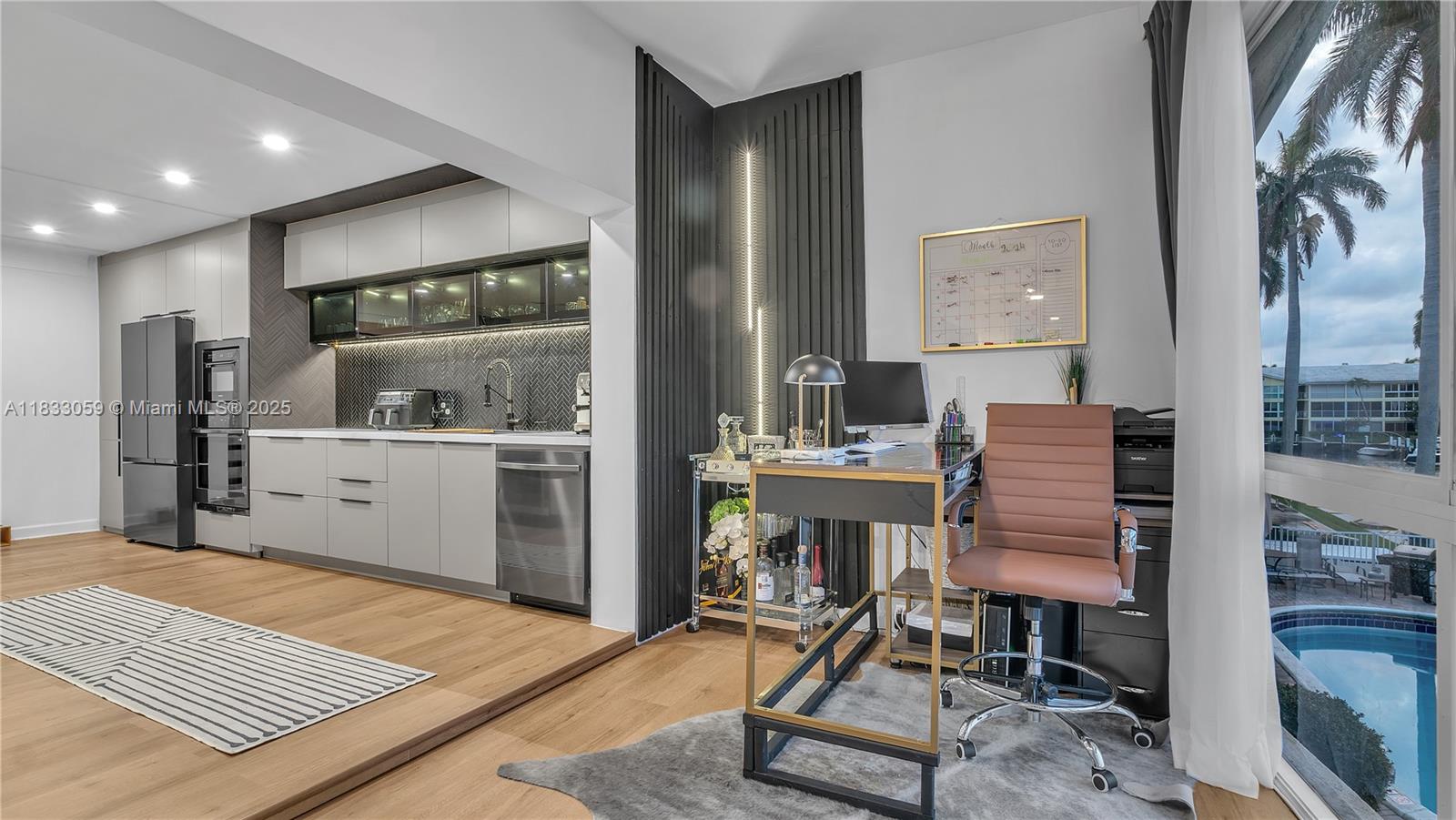 WAYNE HOUSE CONDO - Residential