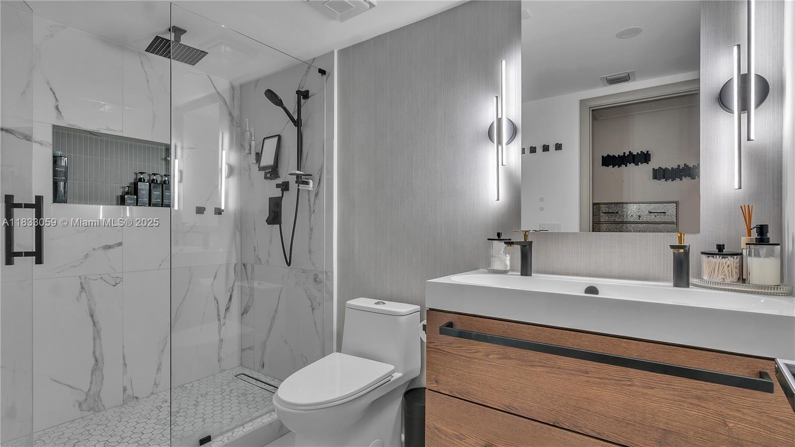 WAYNE HOUSE CONDO - Residential