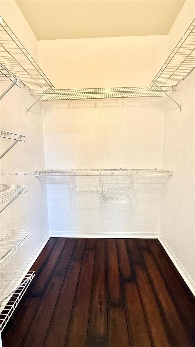 RESIDENCES AT LEGACY PLAC - Residential Lease