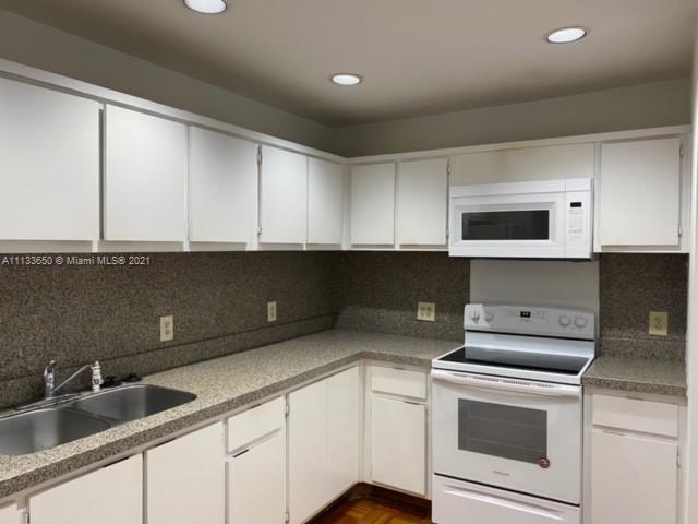 BRICKELL BISCAYNE CONDO - Residential Lease