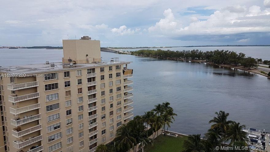 UNIT WITH BAY AND DOWNTOWN VIEWS FROM TWO BALCONIES. BRICKELL BISCAYNE CONDO IS LOCATED IN A CORNER SITE FACING BAY. CLOSE TO KEY BISCAYNE, MARY BRICKELL VILLAGE, COCONUT GROVE. CONDOMINIUM INCLUDES POOL BY THE BAY, BBQ AREA, MARINA, GYM, SAUNA. 24 HOURS SECURITY. EASY ACCESS TO MAJOR HIGHWAYS.