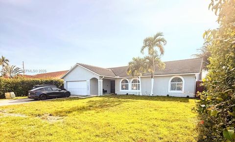 15046 SW 148th Pl Miami FL 33196
