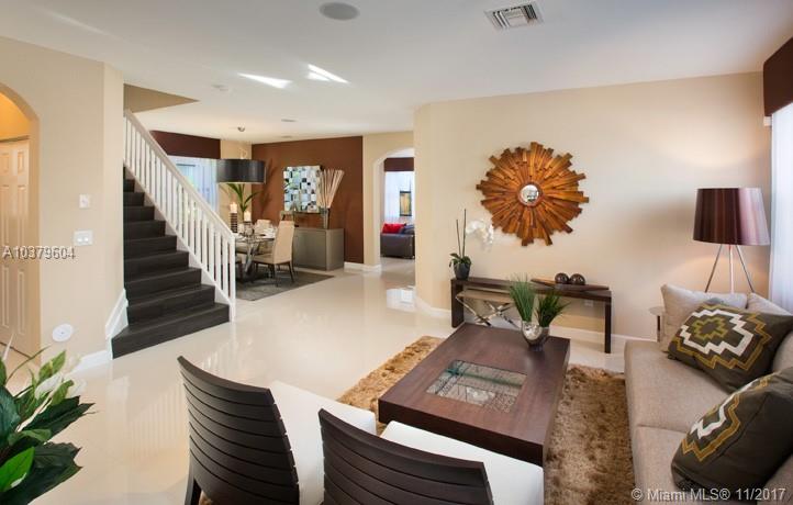 SILVER PALM - Residential
