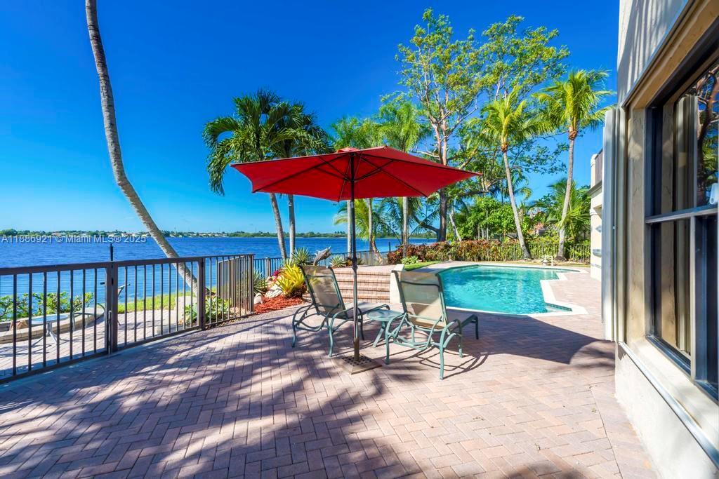 SILVER LAKES AT PEMBROKE - Residential