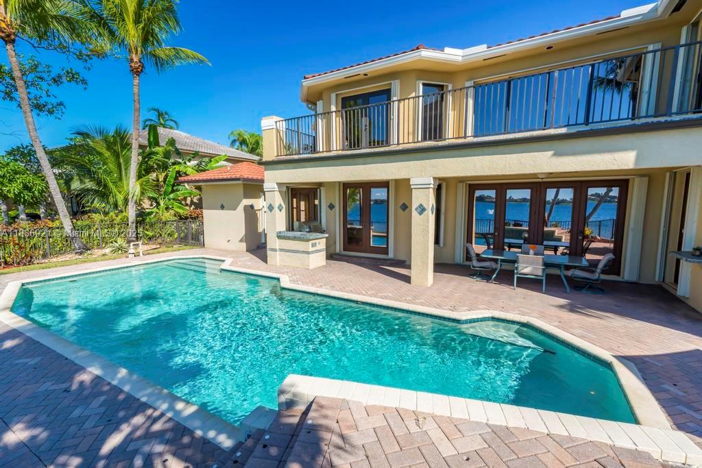 SILVER LAKES AT PEMBROKE - Residential