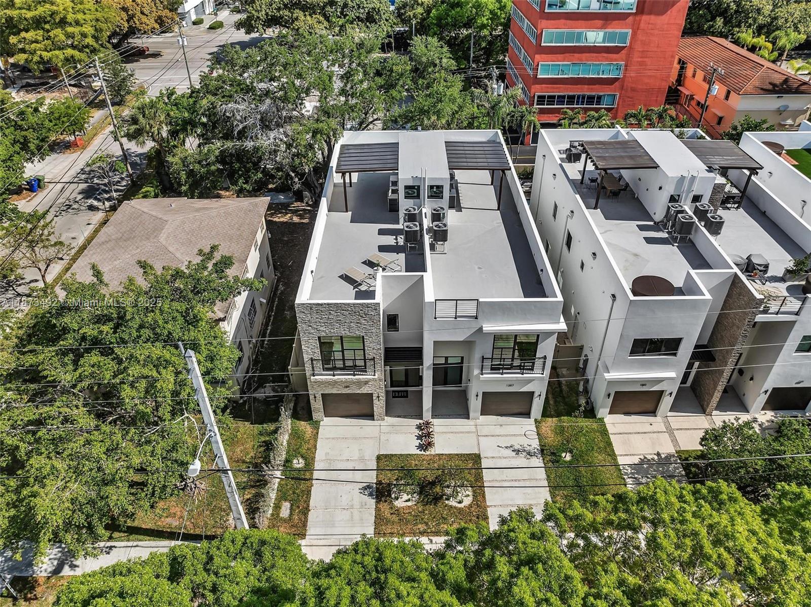 EAST SHENANDOAH - Residential