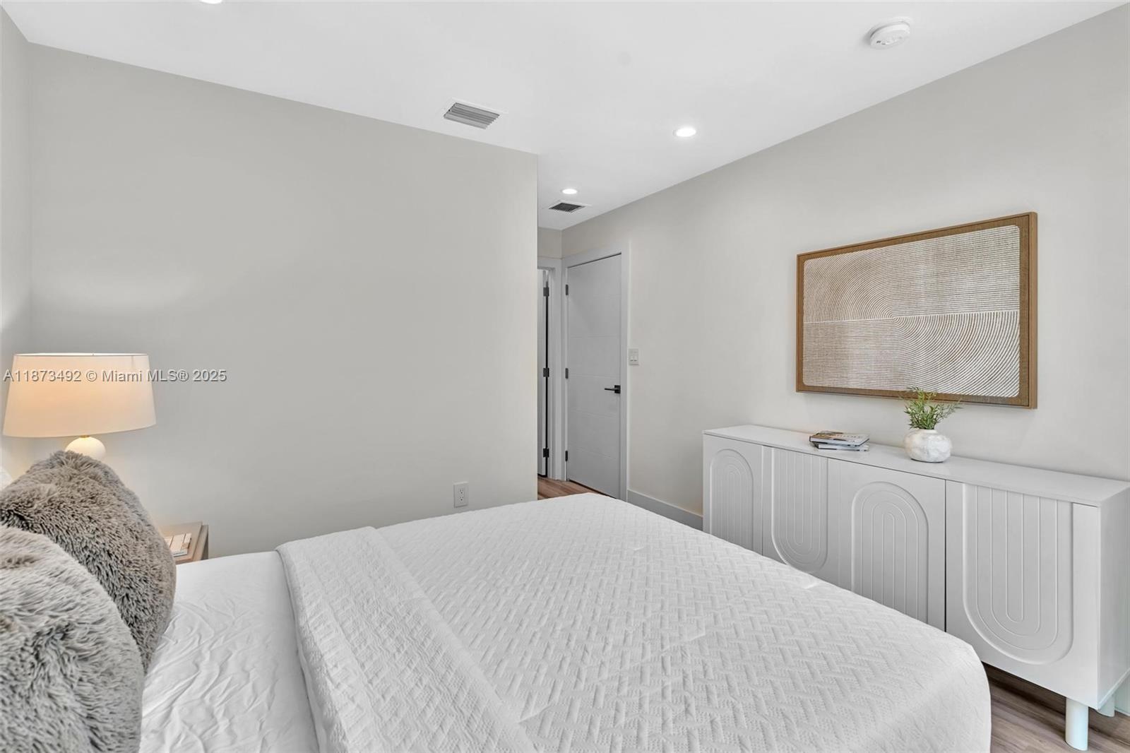 EAST SHENANDOAH - Residential