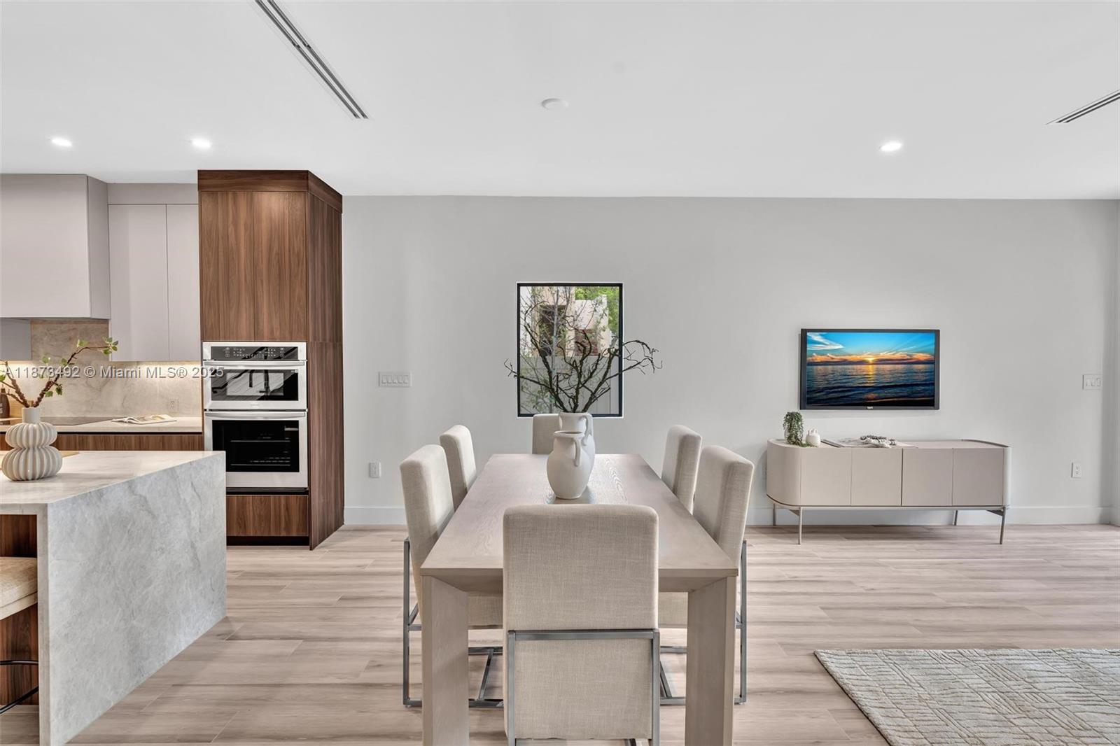 EAST SHENANDOAH - Residential