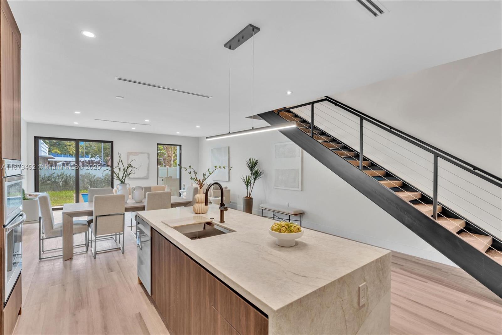 EAST SHENANDOAH - Residential