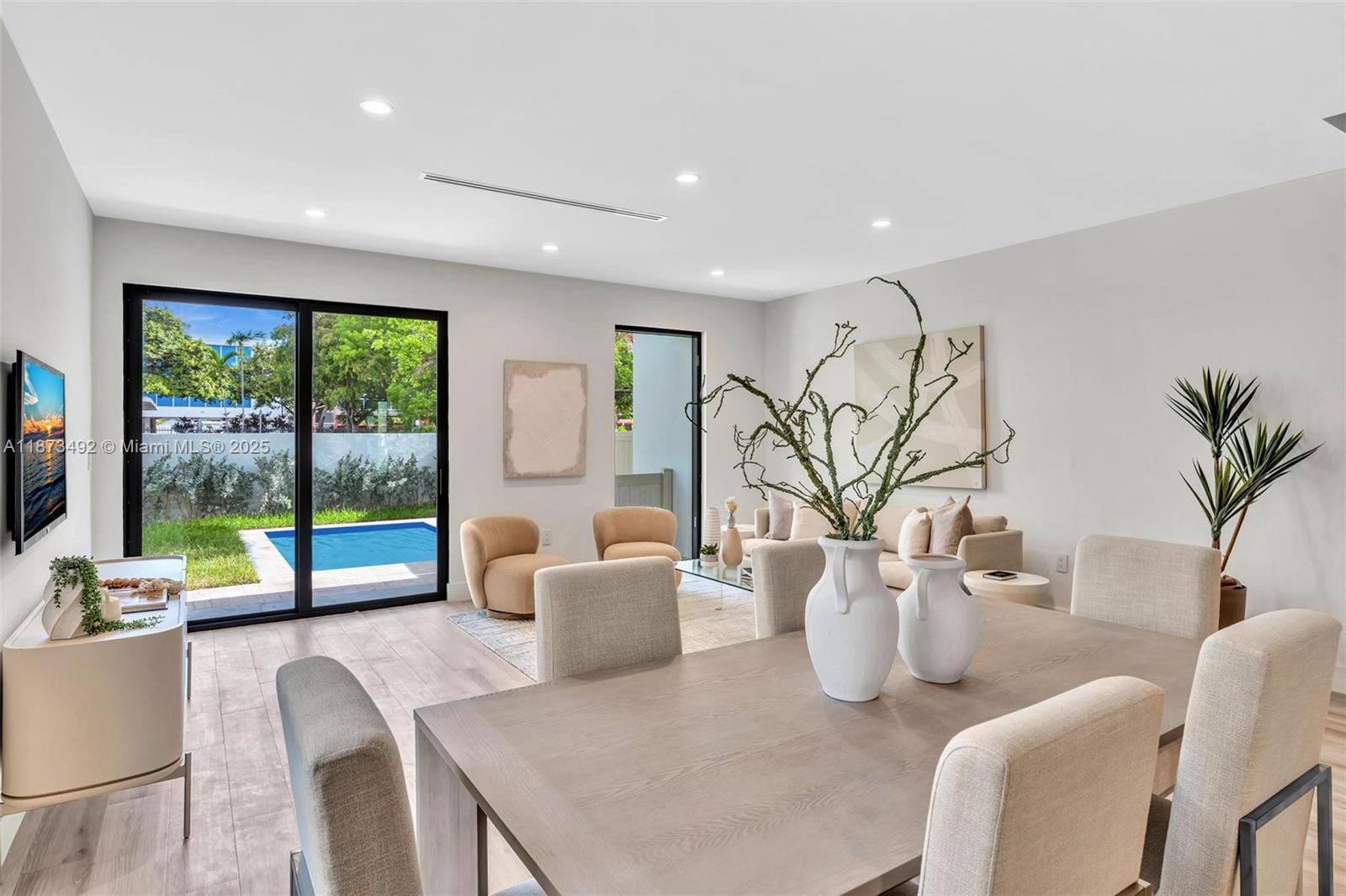 EAST SHENANDOAH - Residential