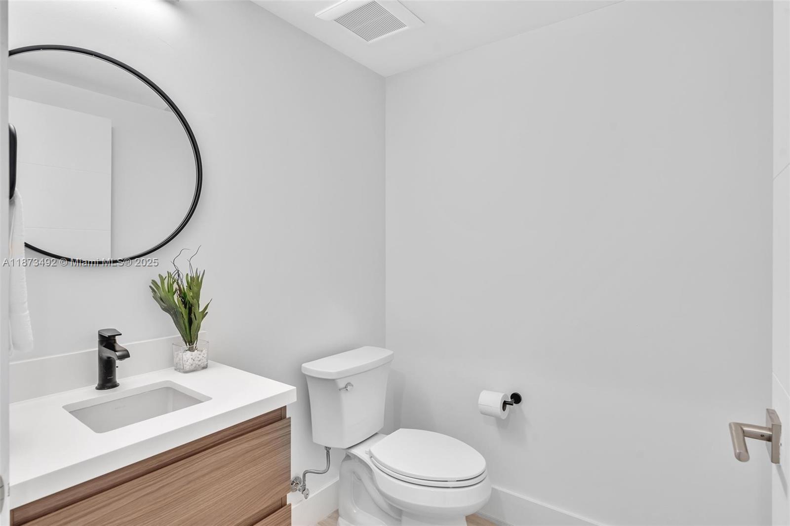 EAST SHENANDOAH - Residential