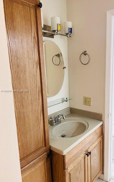 LAKES OF JACARANDA CONDO - Residential Lease