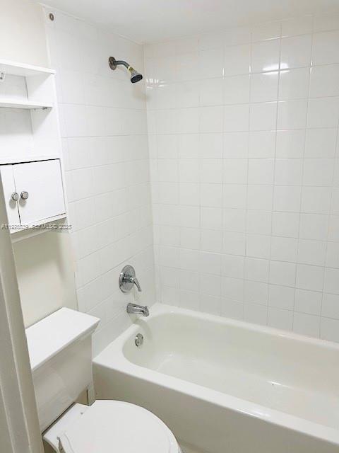 LAKES OF JACARANDA CONDO - Residential Lease