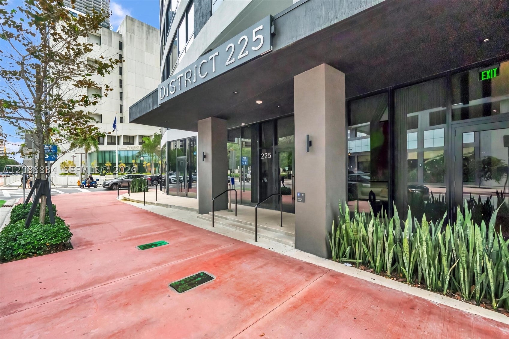225 N Miami Ave 2208