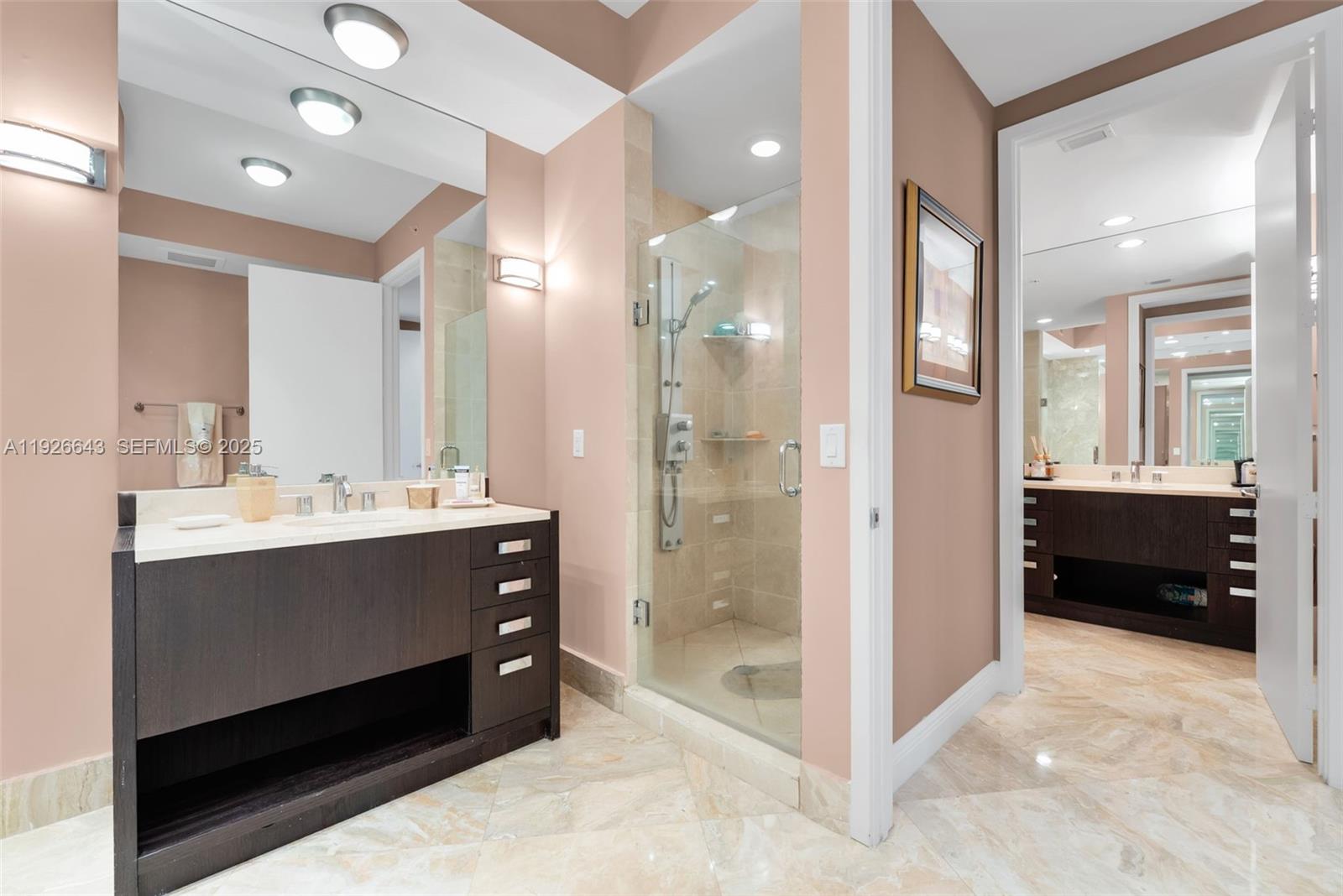 TRUMP ROYALE CONDO - Residential