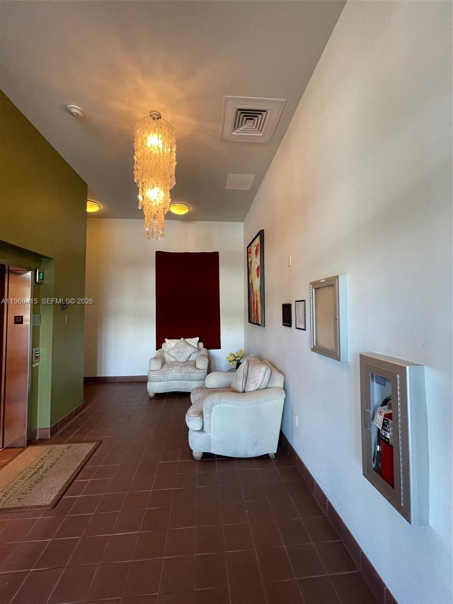 DOWNTOWN DADELAND CONDO N - Residential Lease