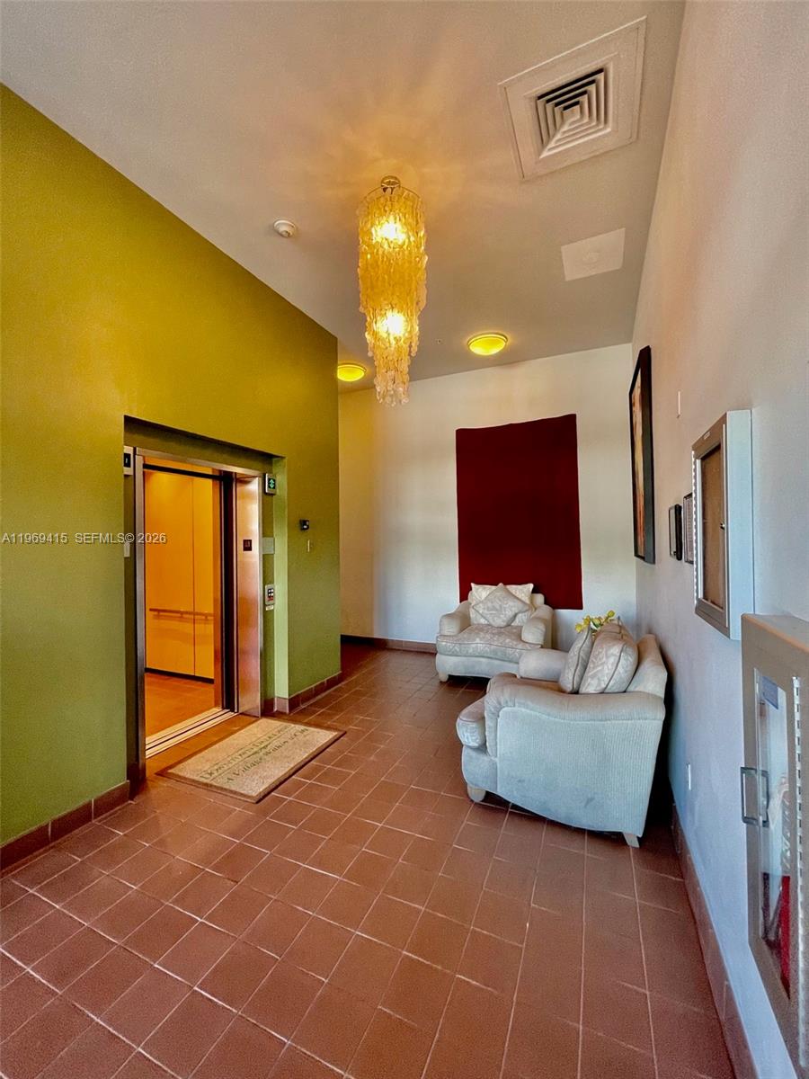 DOWNTOWN DADELAND CONDO N - Residential Lease