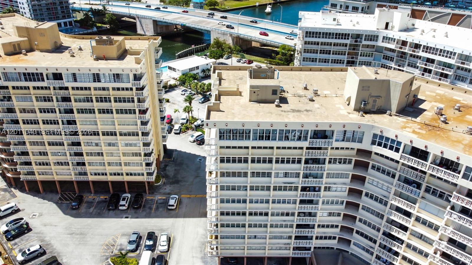 IMPERIAL TOWERS CONDO - Residential