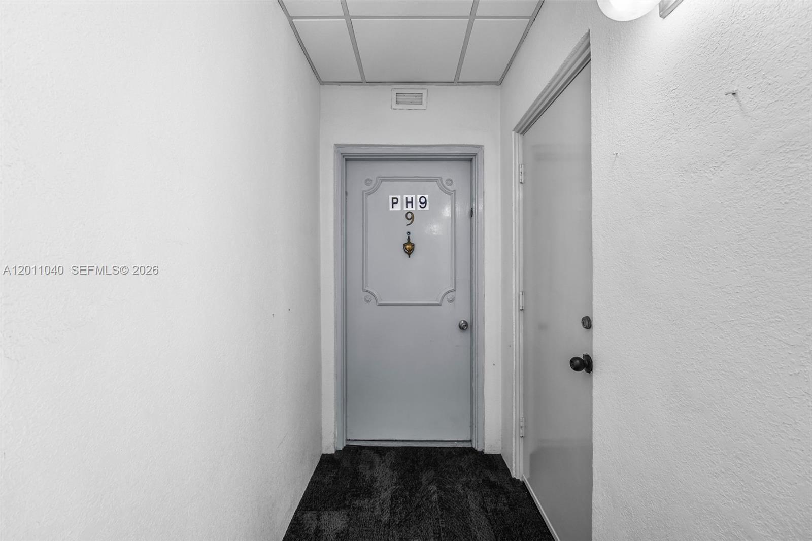 IMPERIAL TOWERS CONDO - Residential