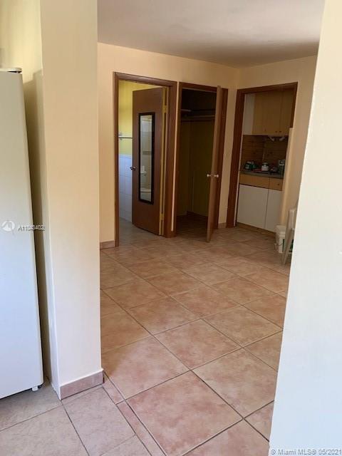 BISCAYNE GARDENS SEC E PA - Residential Lease