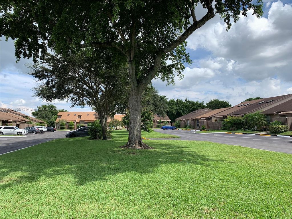 Photo of 8051 SW 21st Ct #8051, Davie, FL 33324 (MLS # A11659355)